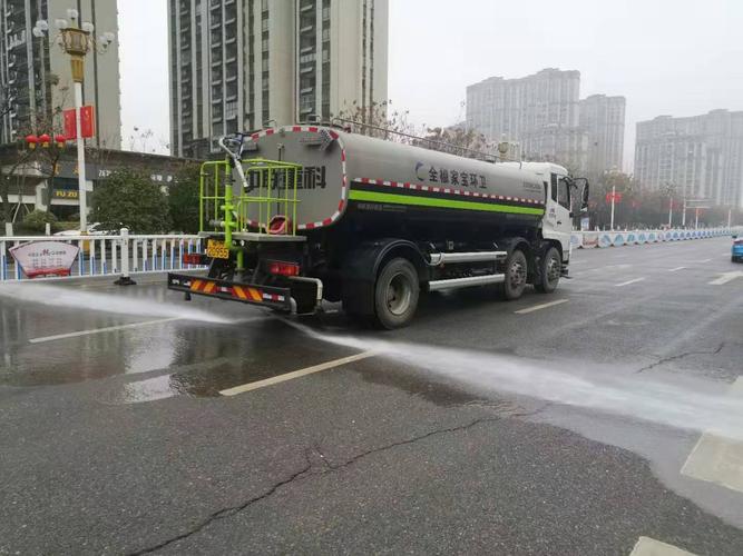 环卫洒水车的水干净吗-广州环卫洒水车洒水视频
